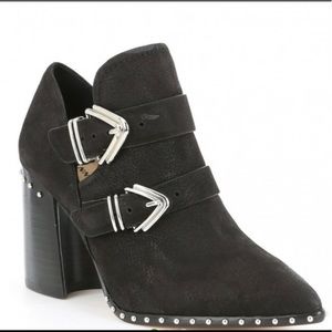 Gianni Bini Decie Leather booties
